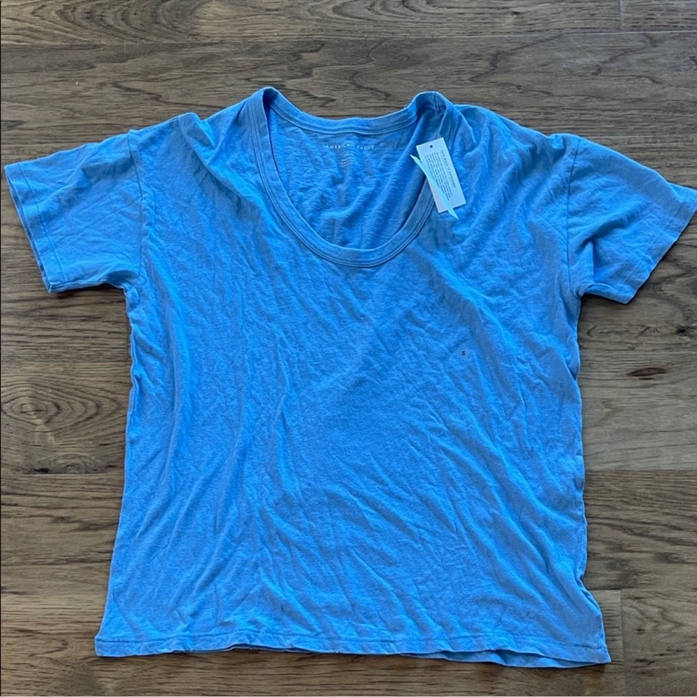 NWT American Eagle Outfitters Scoop Neck Tee - Blue